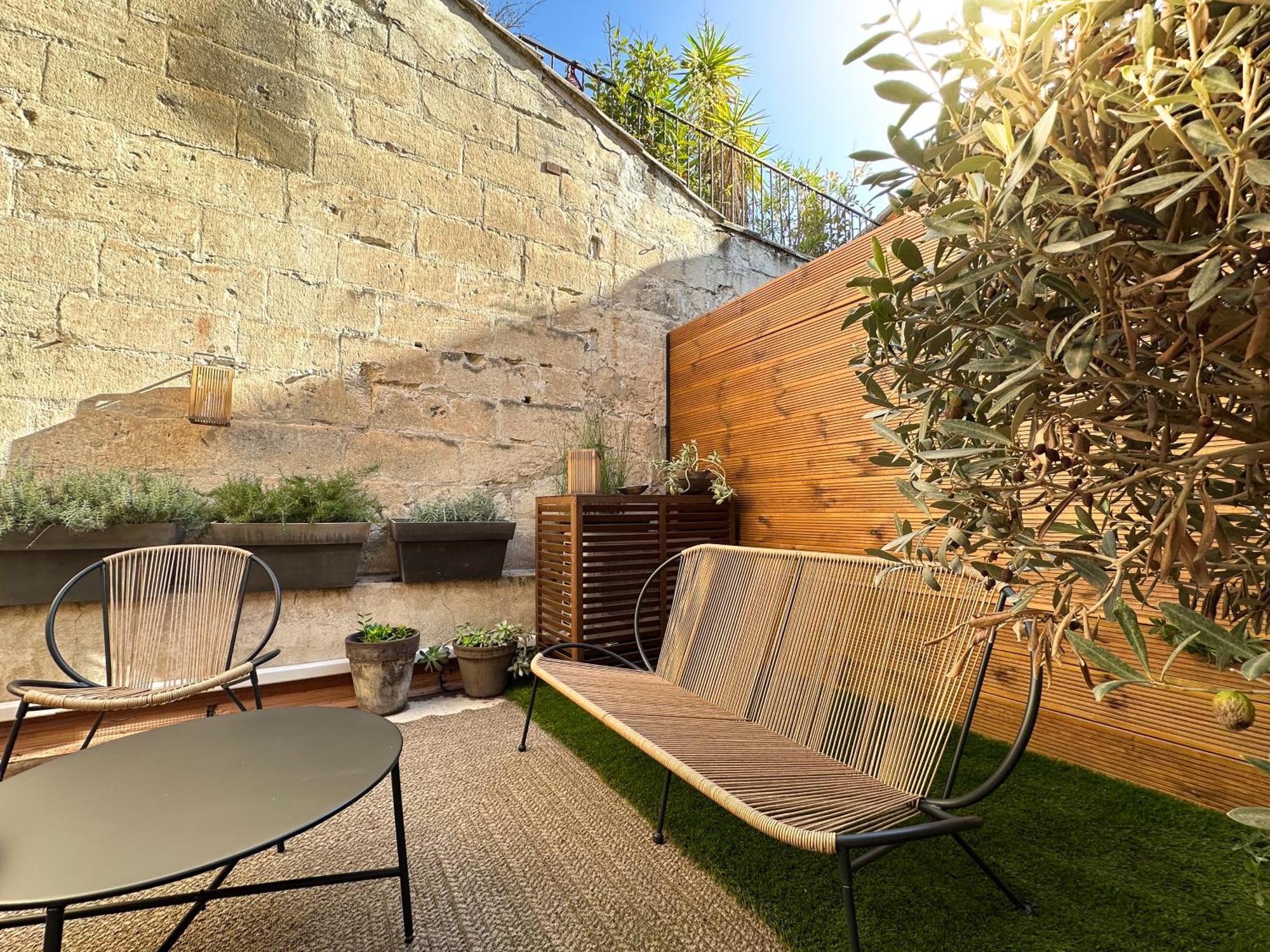 Les Appartements Du Clocher Avignon Exteriör bild